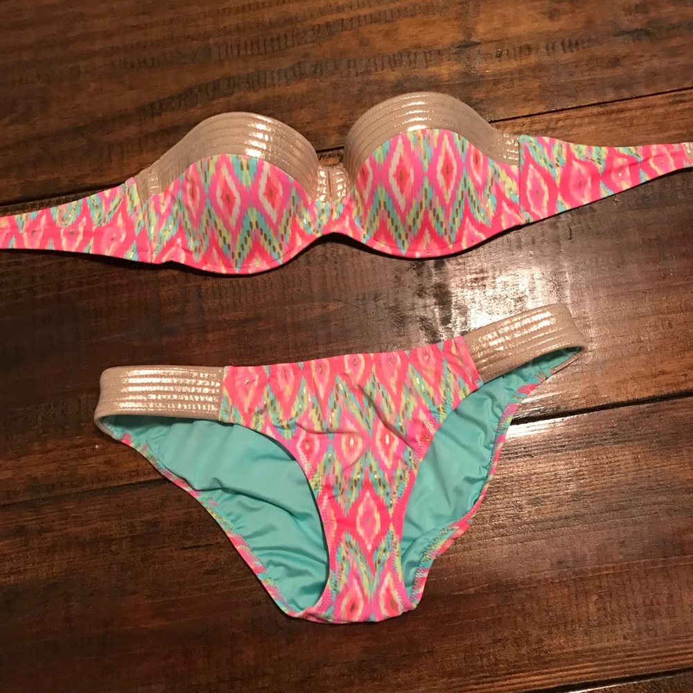 Multicolored swimsuit